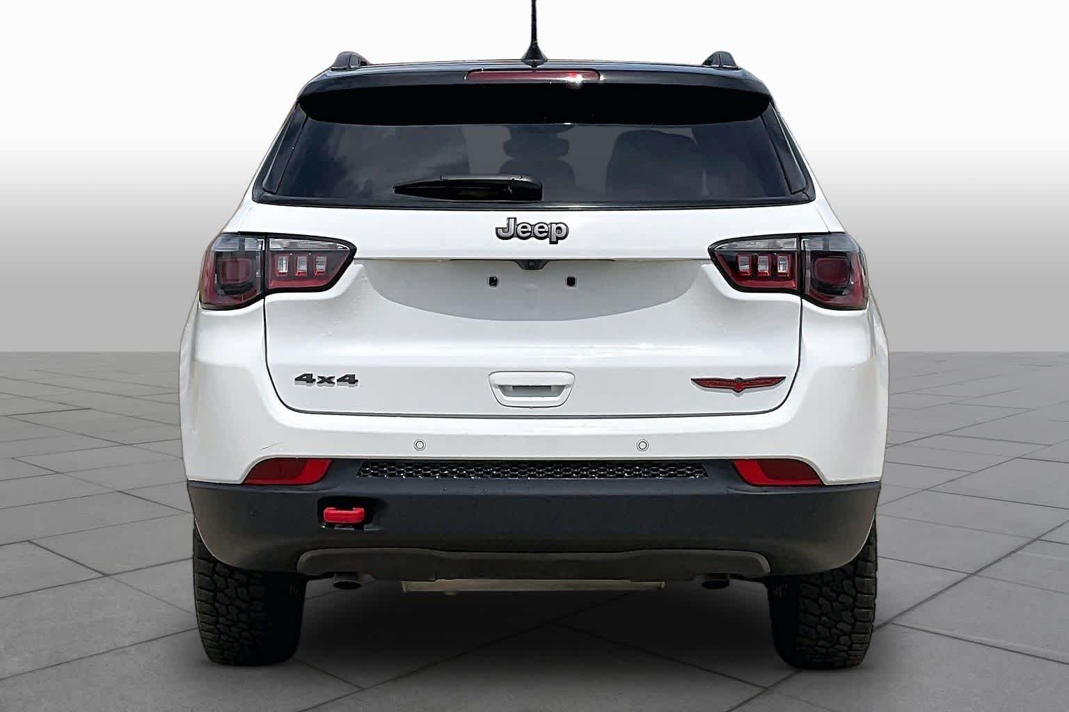 Used 2025 Bright White Clearcoat Jeep Trailhawk image 5