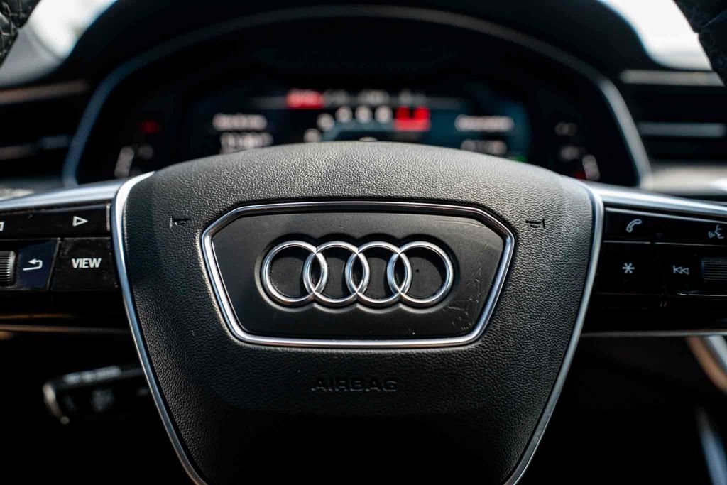 Used 2024  Audi 55 Premium Plus image 14