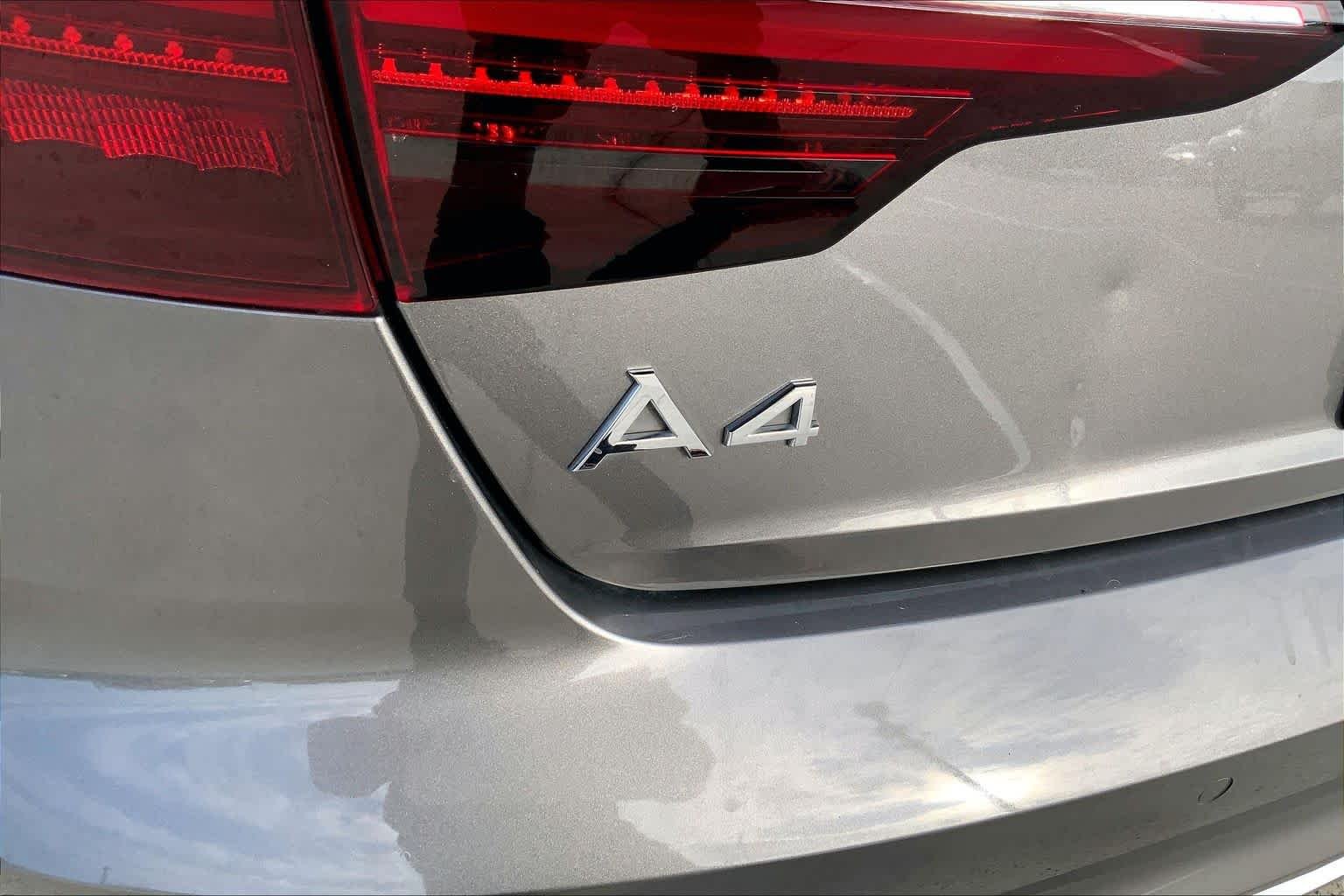 Used 2020 Manhattan Gray Metallic Audi Premium Plus image 10