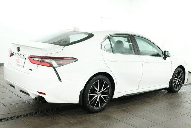 Certified Used 2024 ICE CAP Toyota  image 6