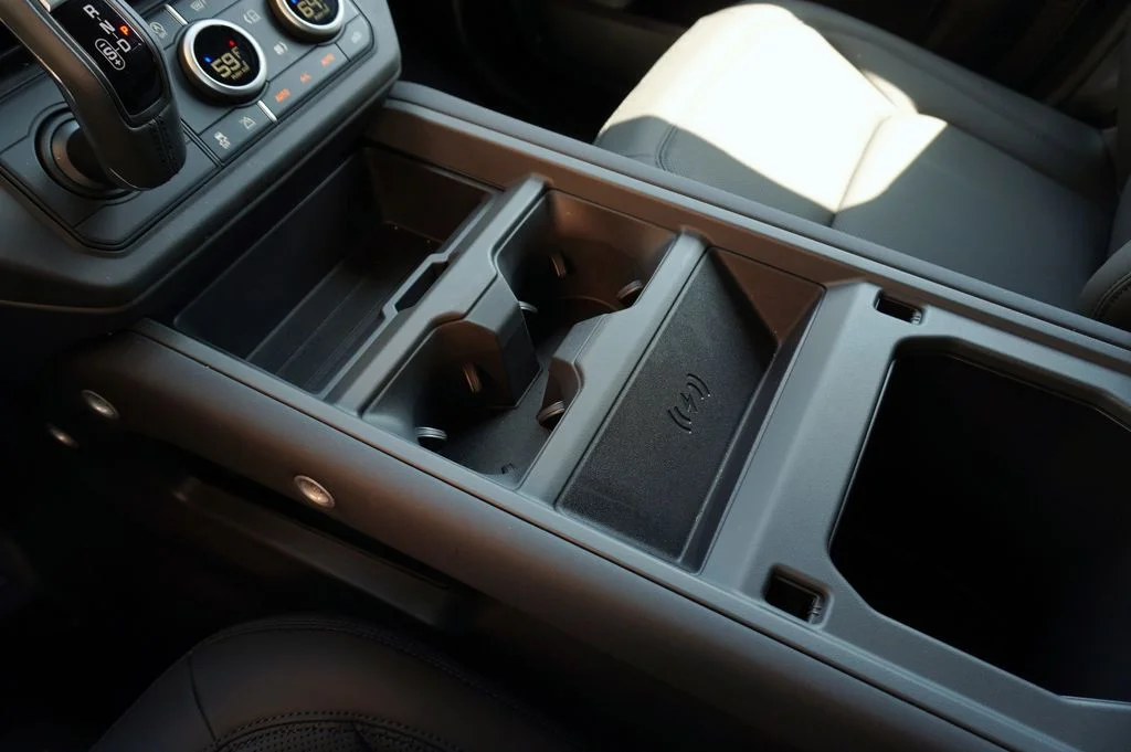 New 2026 Woolstone Green Land Rover S image 27