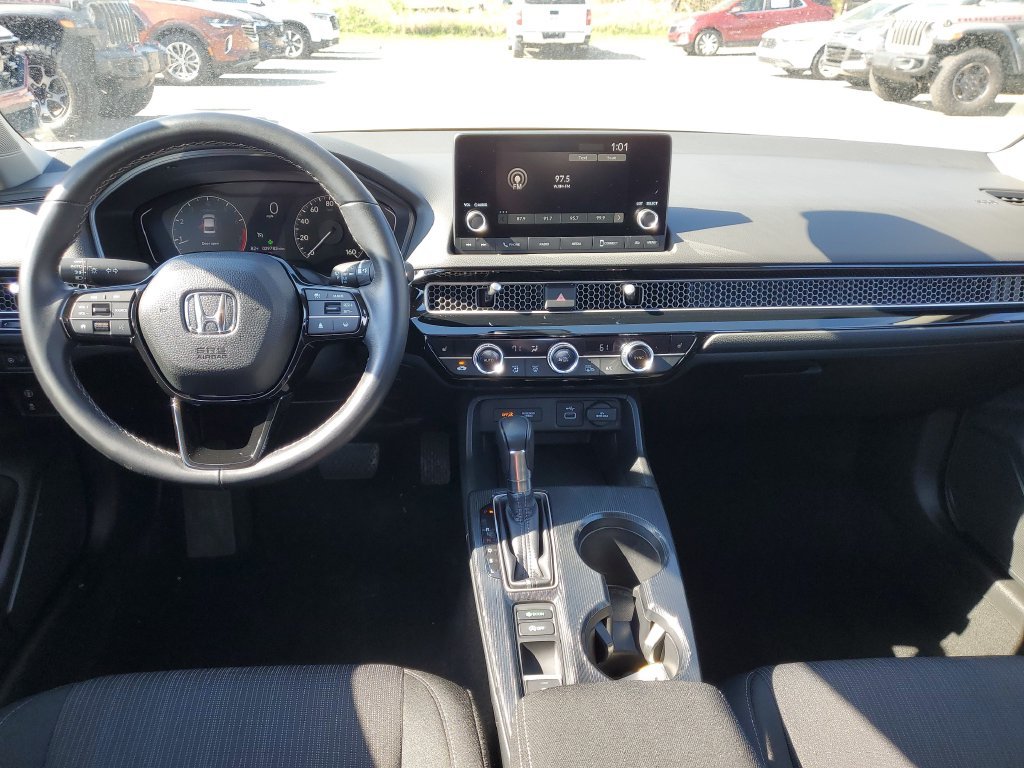 2024 Honda Civic EX - Photo 12