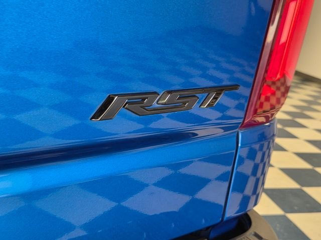 Used 2022 Blue Chevrolet RST image 6