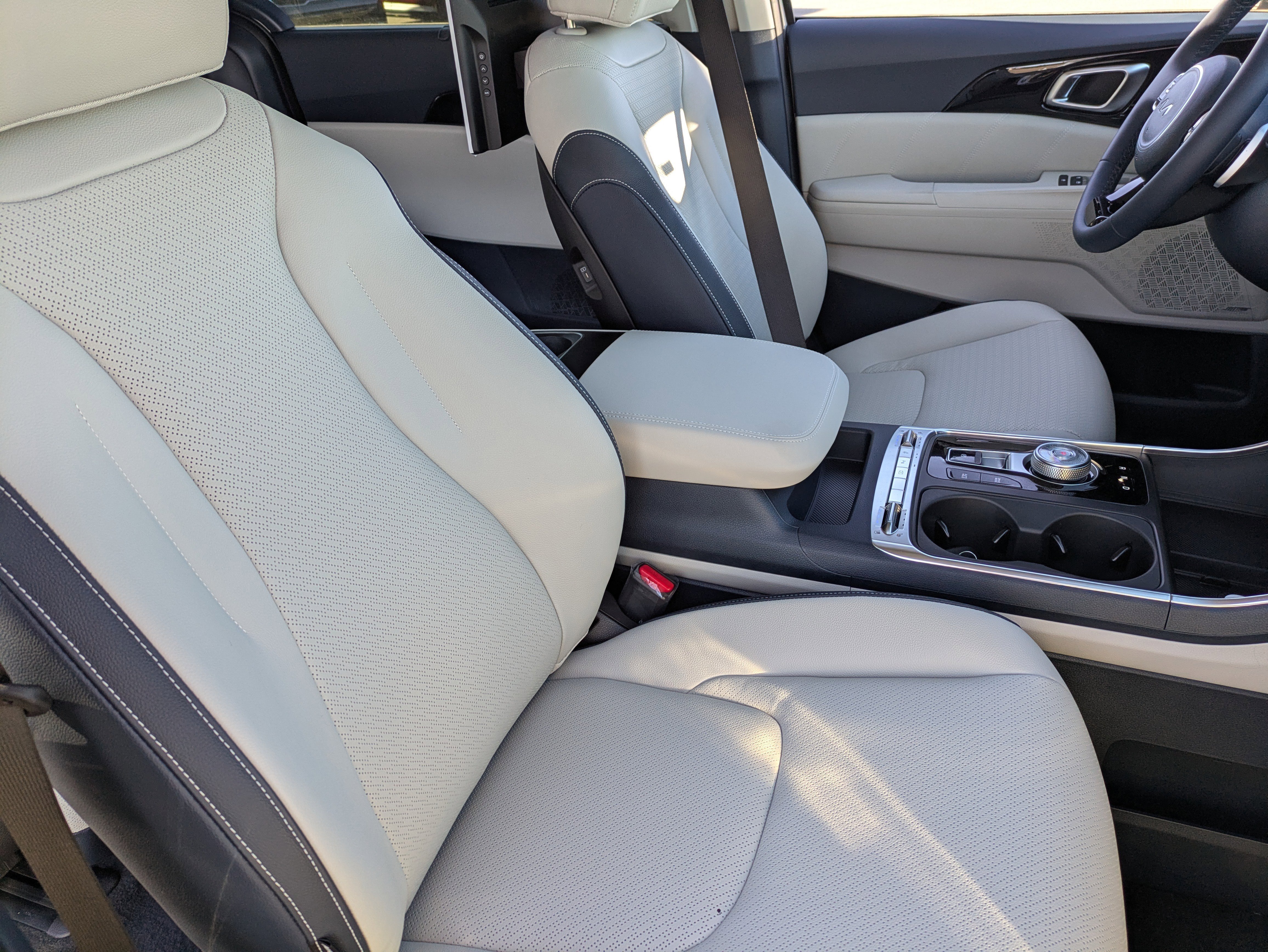 New 2026 Ivory Silver Kia SX Prestige image 11