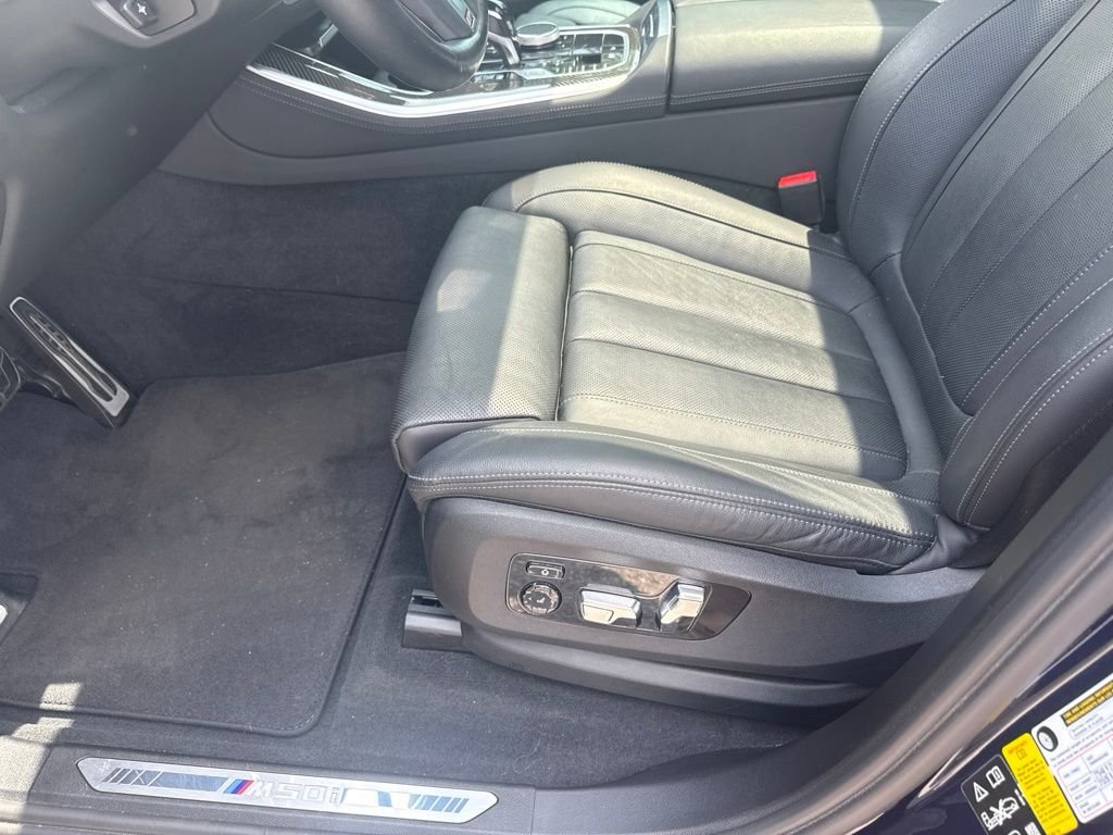 Used 2021 Blue BMW M50i image 7