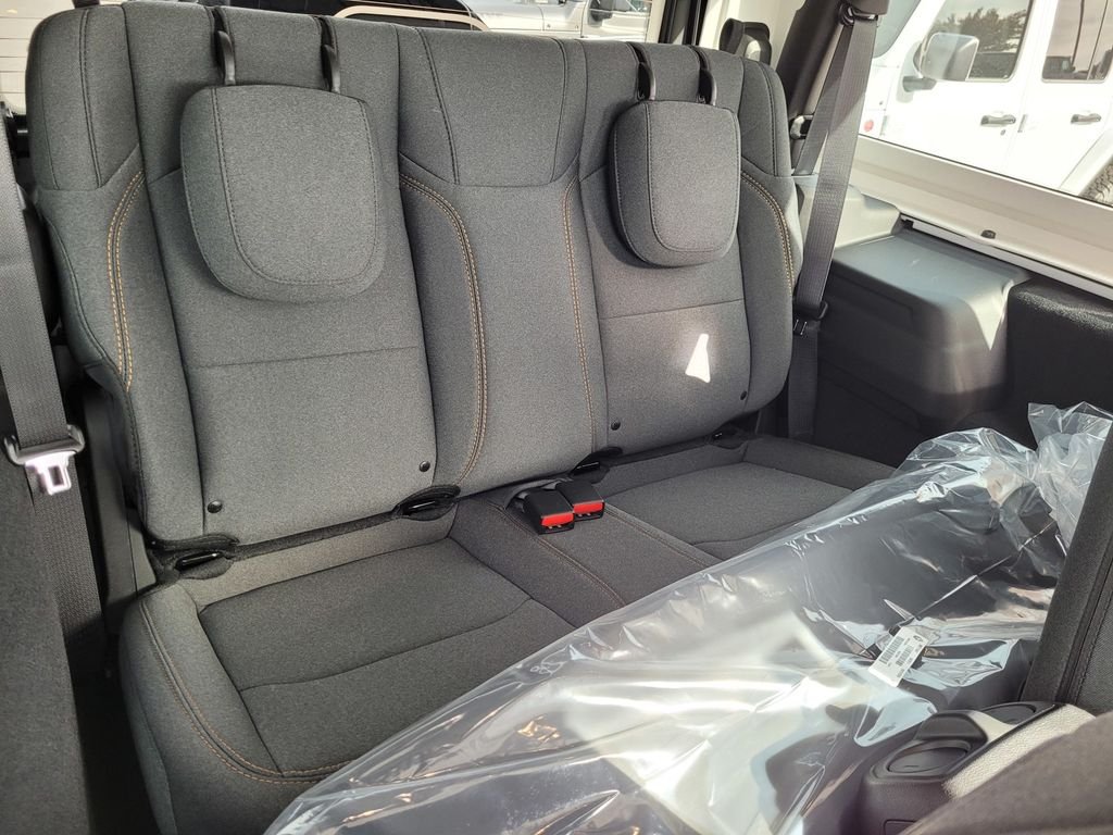2026 Jeep Wrangler 2-Door Willys - Photo 7