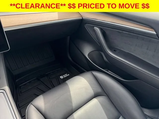 Used 2023  Tesla 4DR RWD image 21
