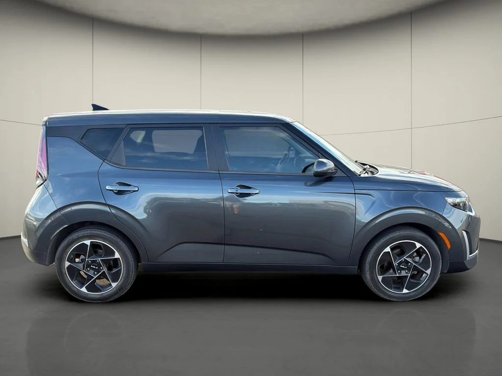 Used 2024 Gray Kia EX image 8