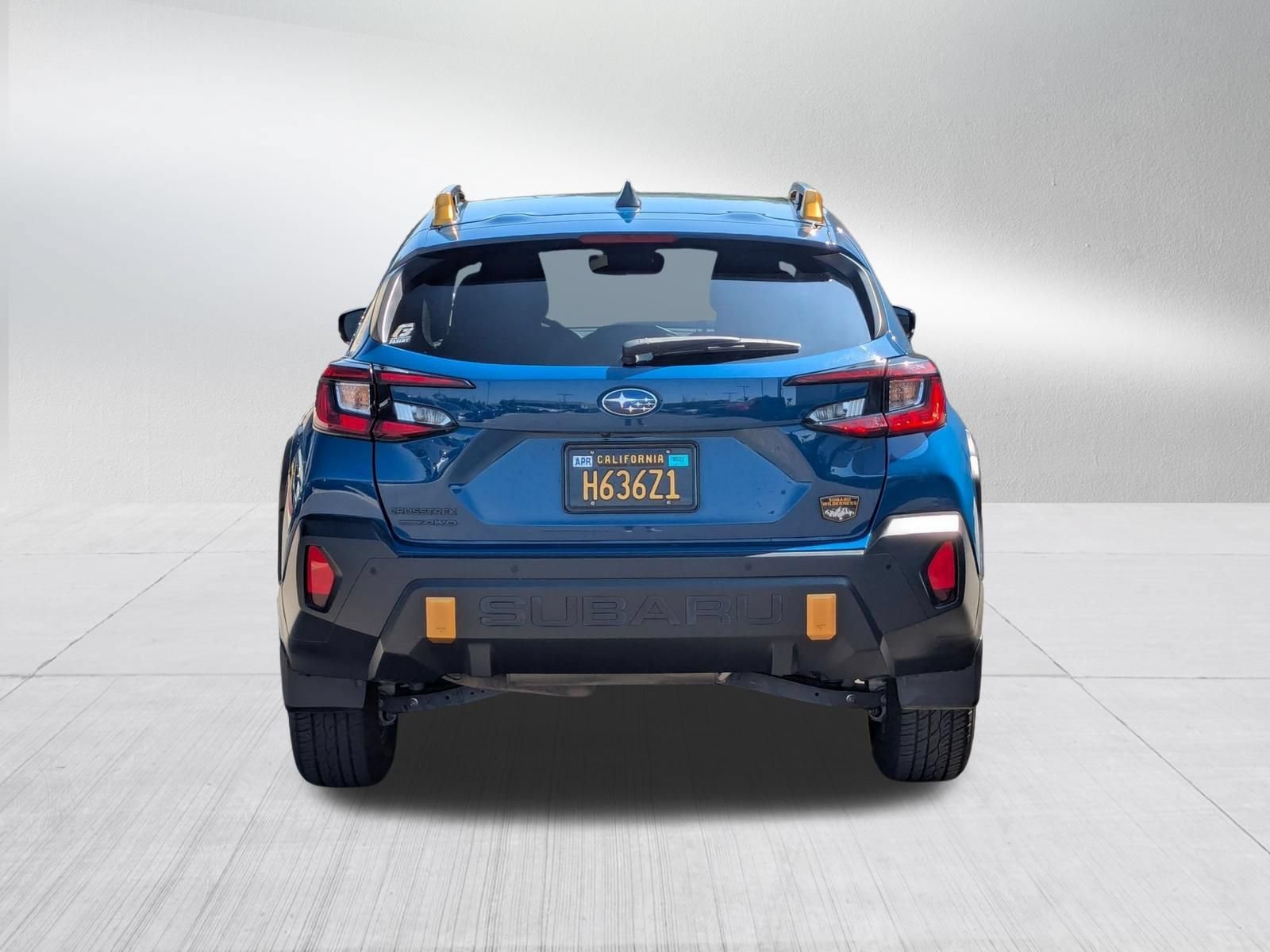 Used 2024 Geyser Blue Pearl Subaru Wilderness image 4