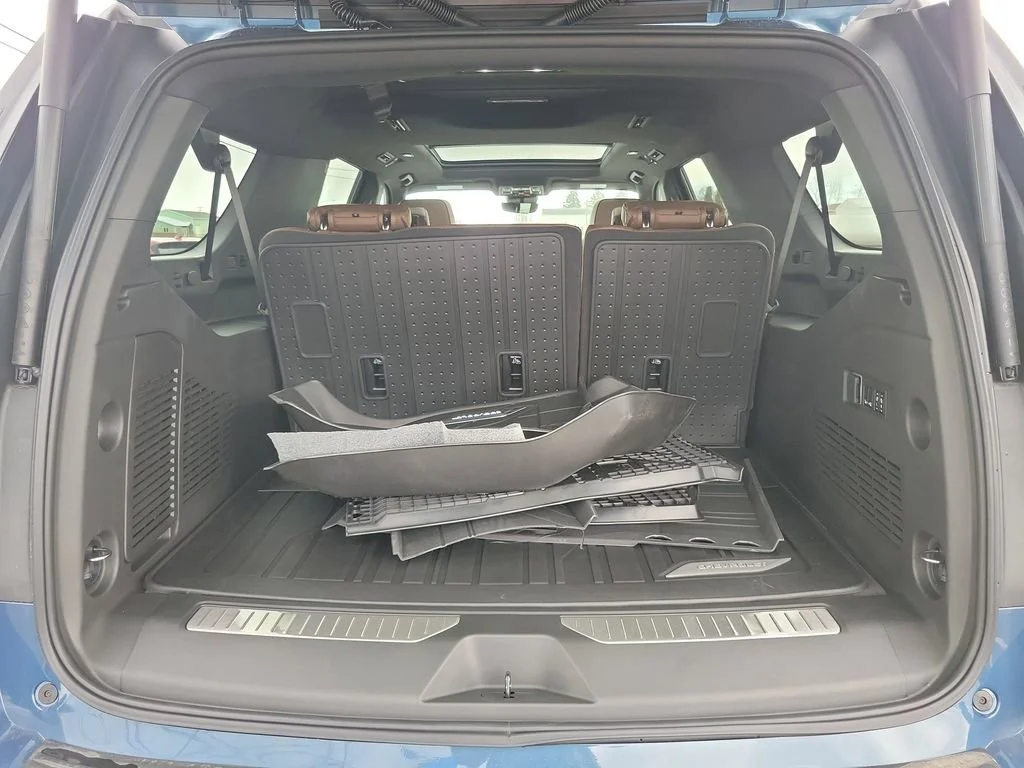 2026 Chevrolet Suburban High Country - Photo 34