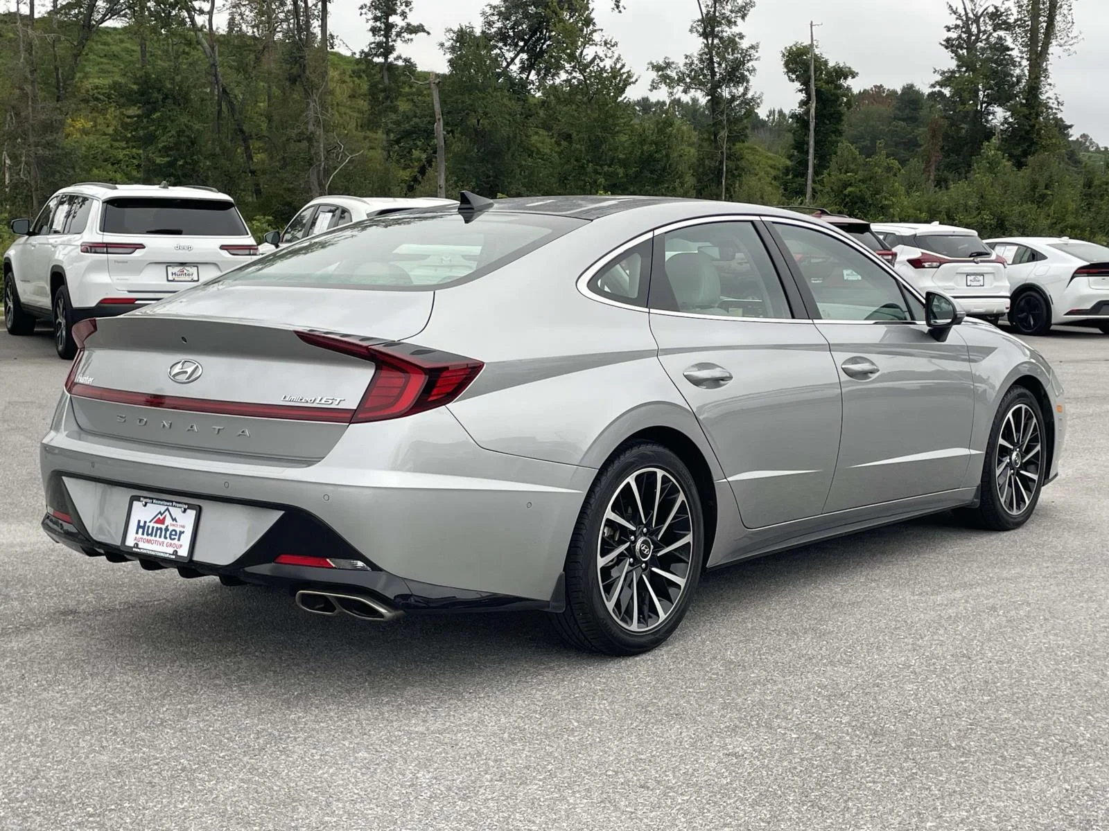 Used 2021 Shimmering Silver Pearl Hyundai Limited image 29