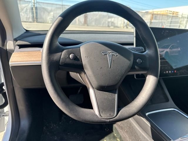 Used 2022 White Tesla Long Range image 15