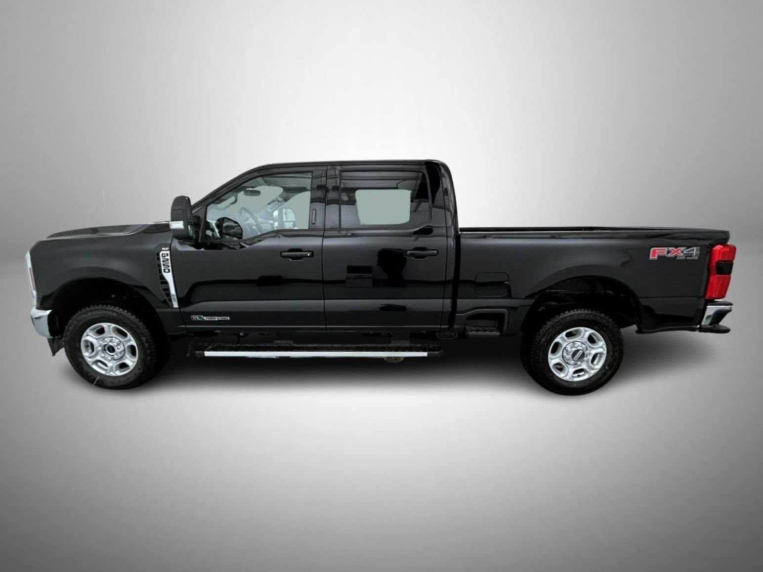 New 2026 Agate Black Metallic Ford XLT image 8