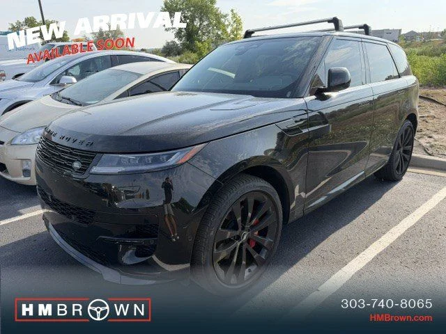 Used 2024 Santorini Black Metallic Land Rover Dynamic SE image 2