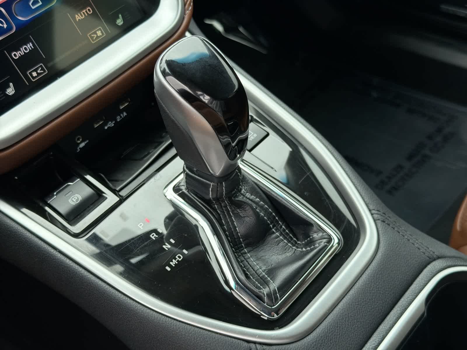 Used 2020 Crystal White Pearl Subaru Touring image 34