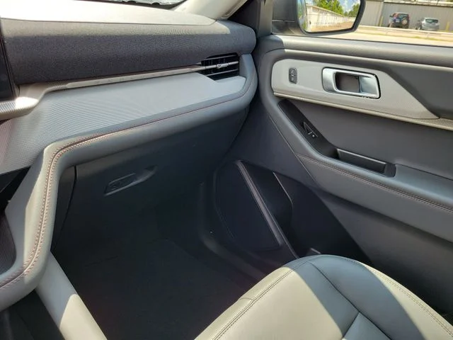 New 2026 Agate Black Metallic Ford Active image 29