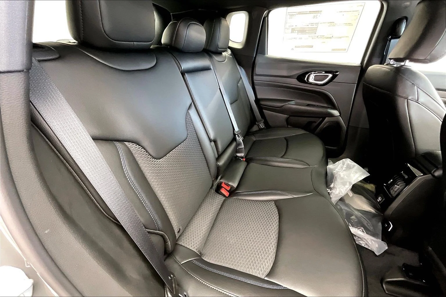 New 2026 Sting-Gray Clearcoat Jeep Latitude Altitude image 10