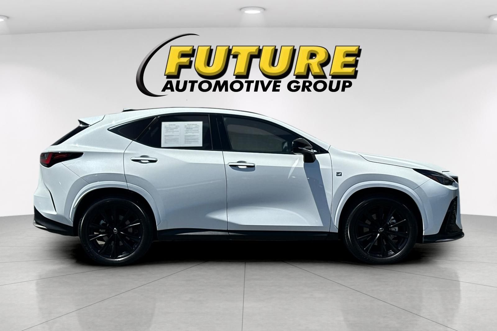 Used 2024 White Lexus 350 F SPORT Handling image 3