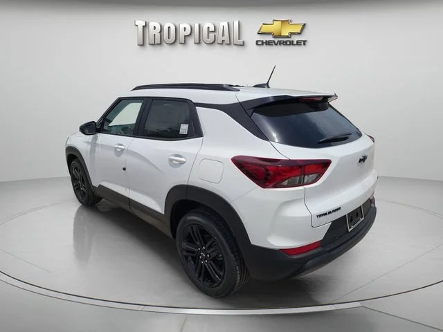 New 2026 Summit White Chevrolet LT image 3