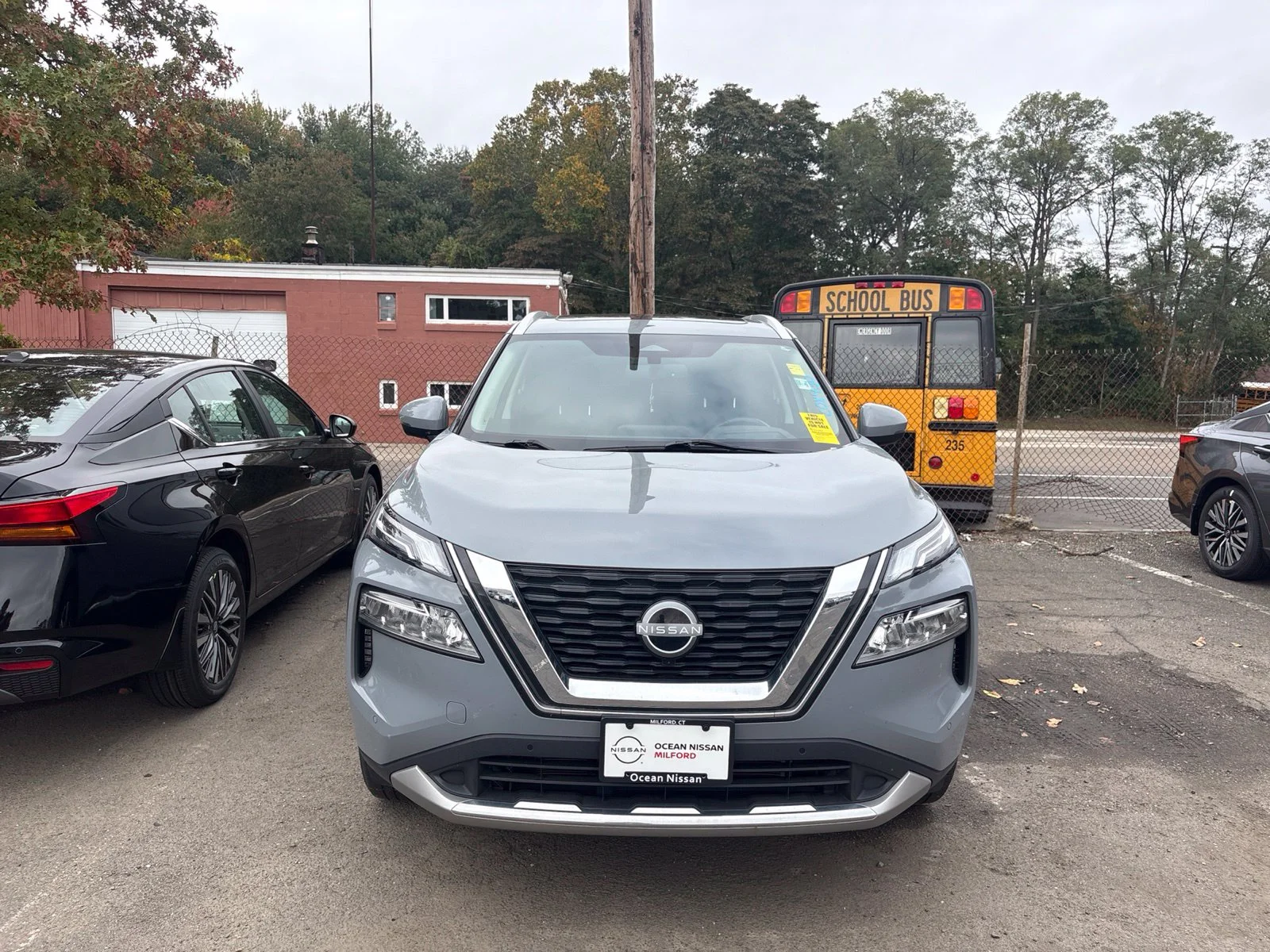 Certified Used 2023 Boulder Gray Nissan Platinum image 5