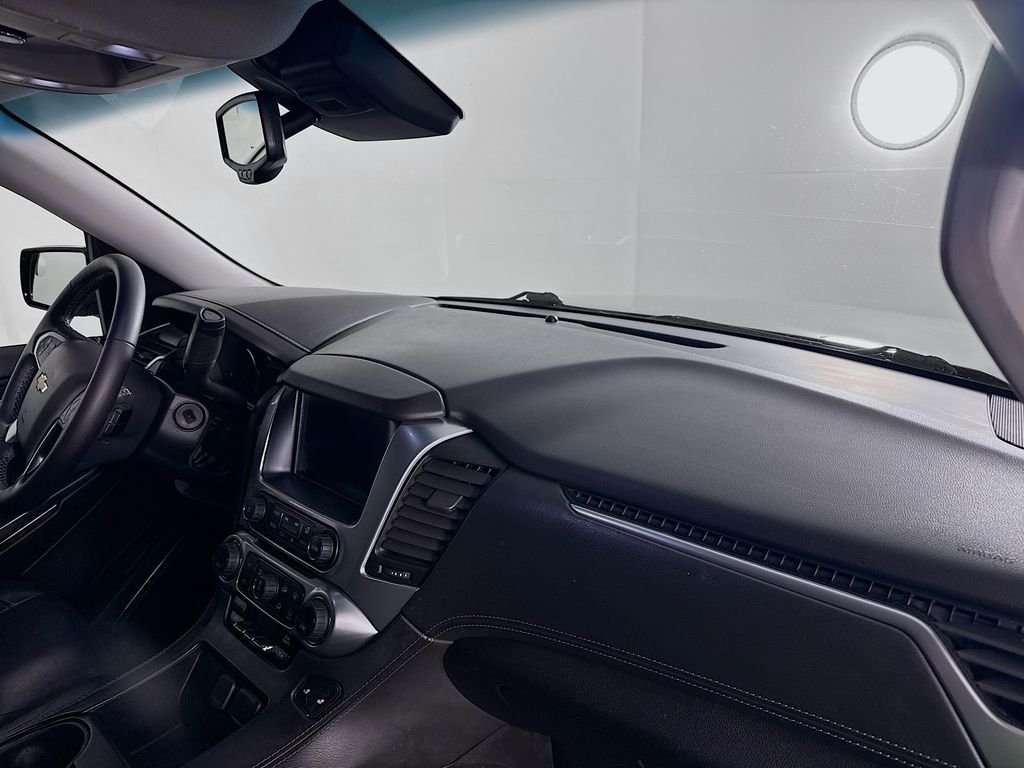Used 2019 Gray Chevrolet LT image 32