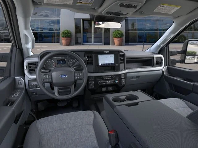 New 2026 Oxford White Ford XL image 9