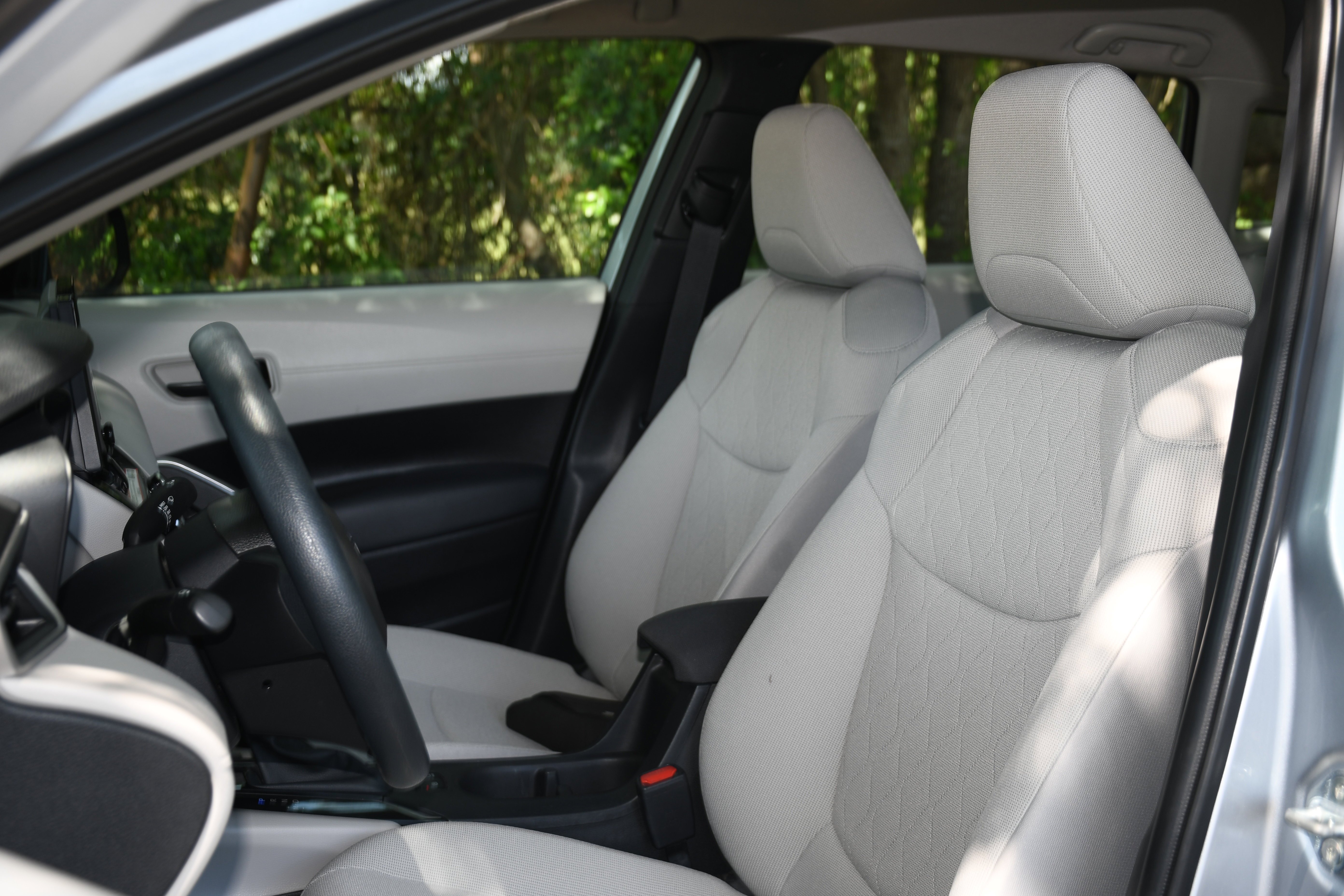 Used 2024 Silver Toyota L image 11