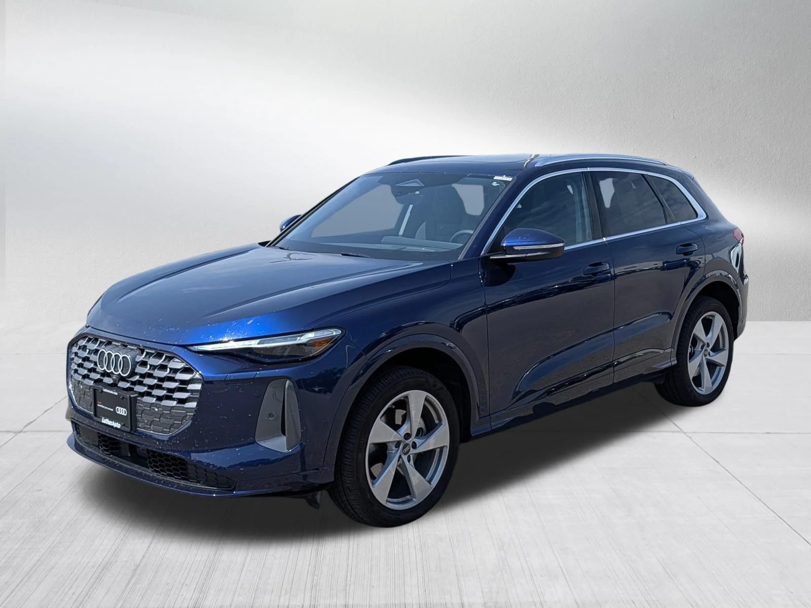 Used 2025 Navarra Blue Metallic Audi Premium Plus image 3