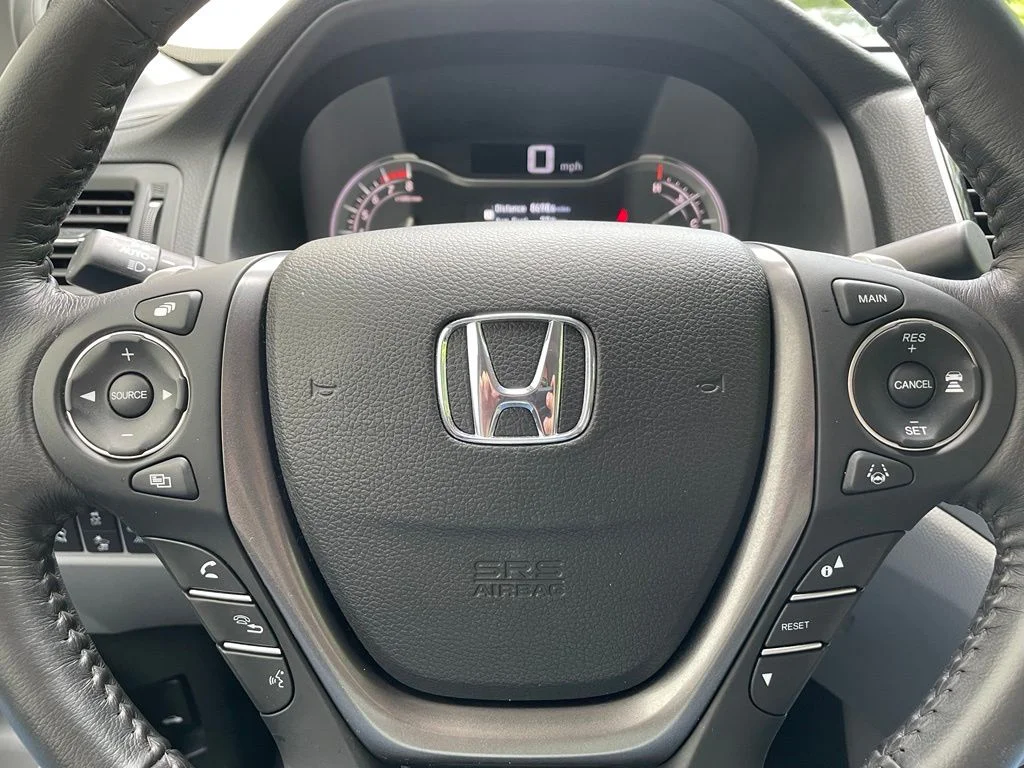Used 2022 Obsidian Blue Pearl Honda AWD RTL image 14