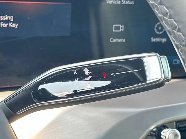 2026 Cadillac VISTIQ Sport - Photo 10
