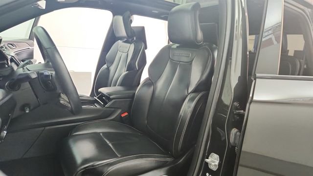 Used 2023 Brown Jeep Overland 4xe image 17