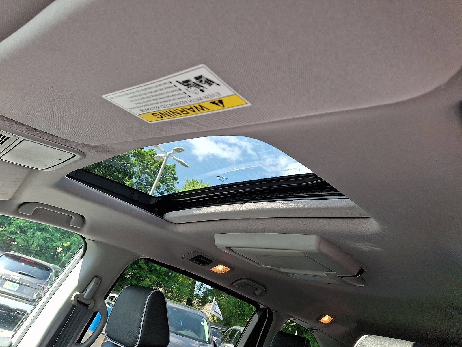 2024 Honda Odyssey Elite - Photo 14