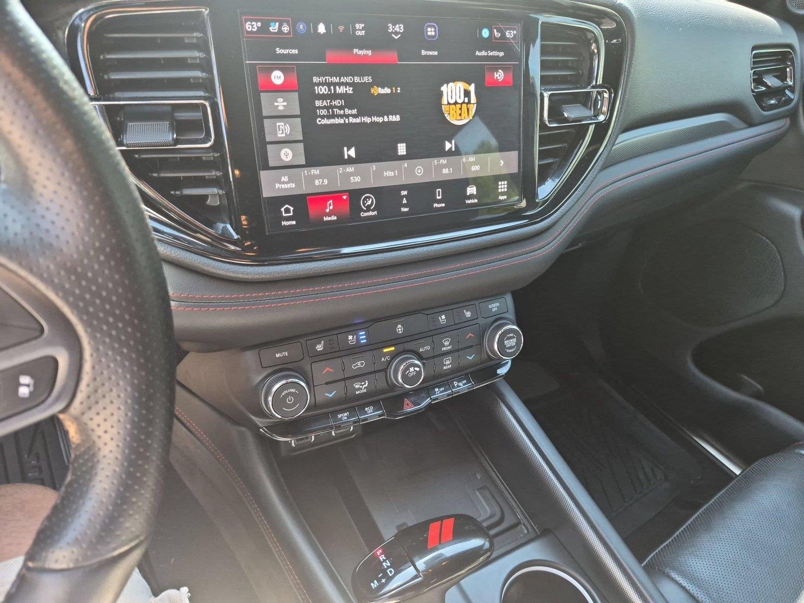 Used 2023 Frostbite Pearlcoat Dodge R/T Plus image 23