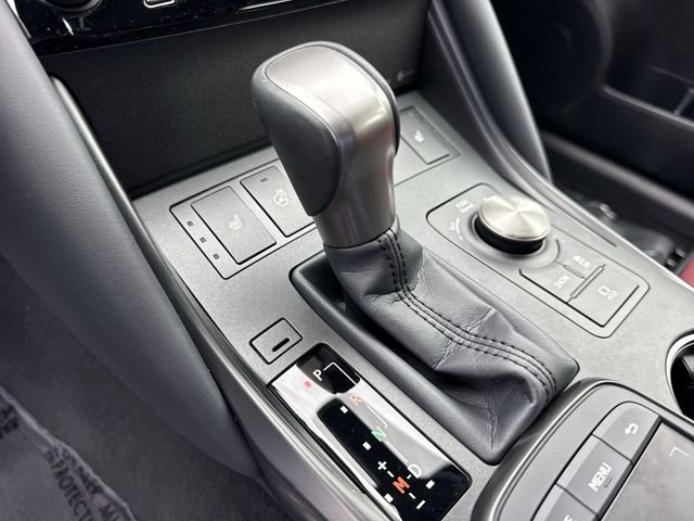 2025 Lexus IS 350 F SPORT DESIGN - Photo 20