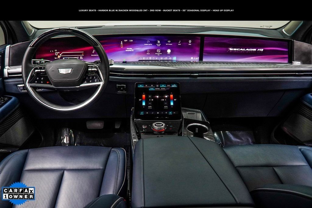 Used 2025 Silver Cadillac Luxury 2 image 5