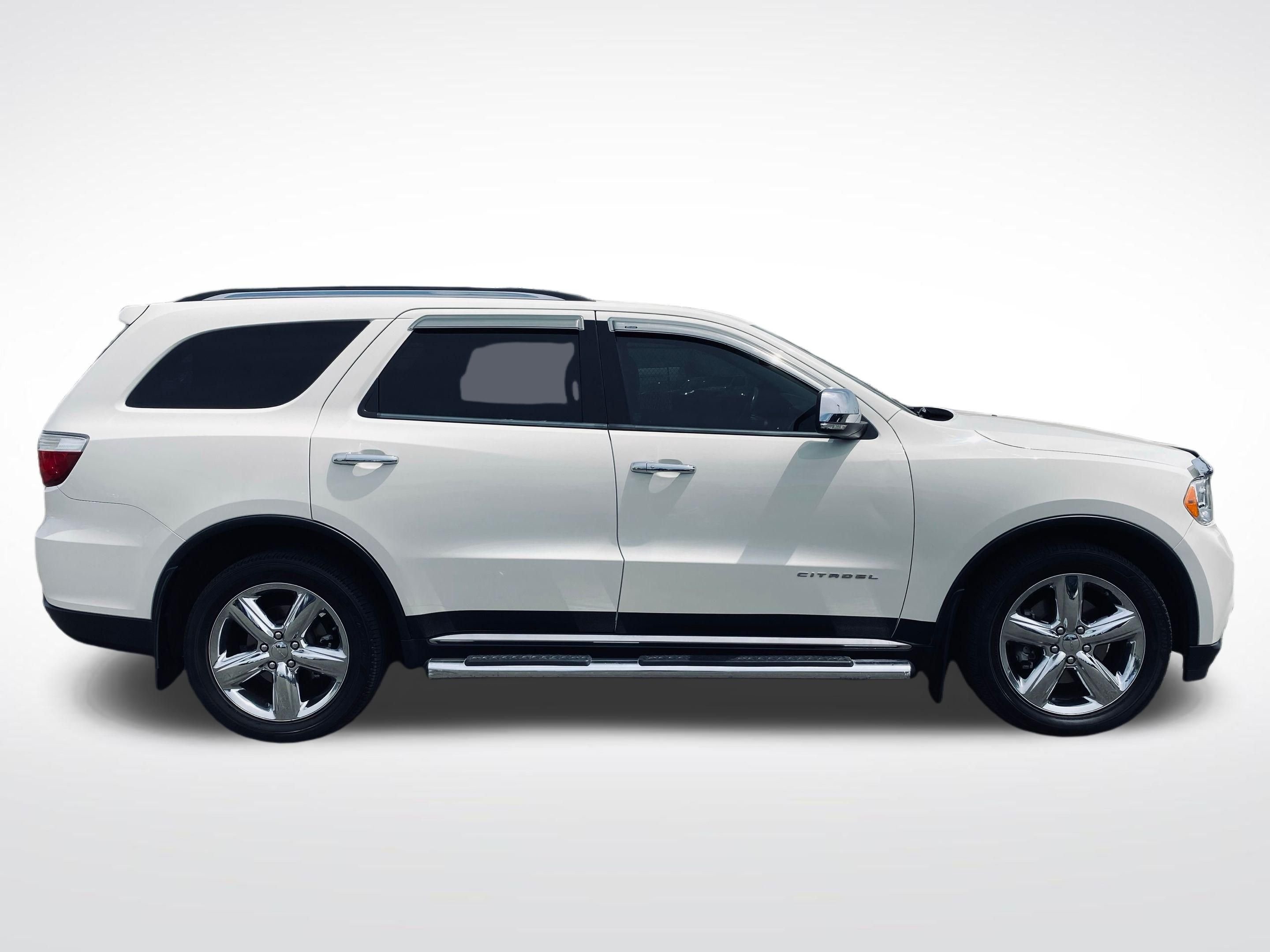 Used 2012 White Dodge Citadel image 6