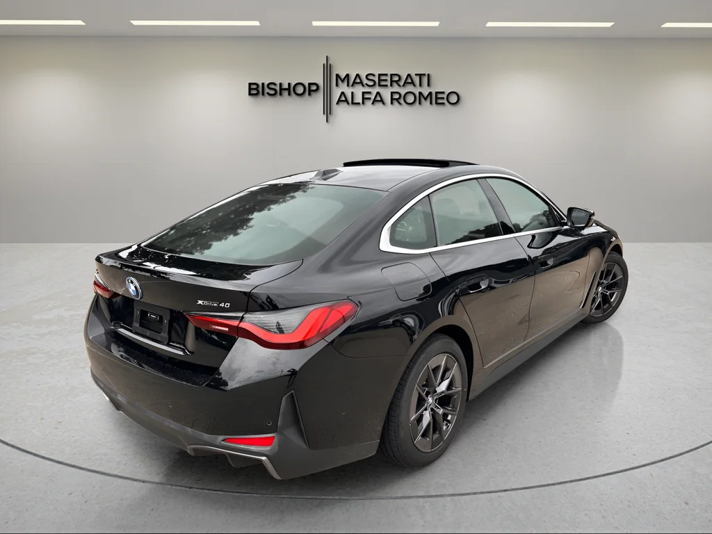 Used 2025 Black BMW xDrive40 image 5