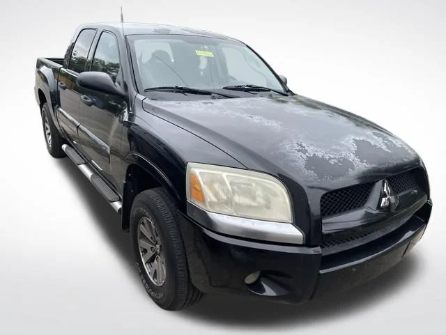 2008 Mitsubishi Raider