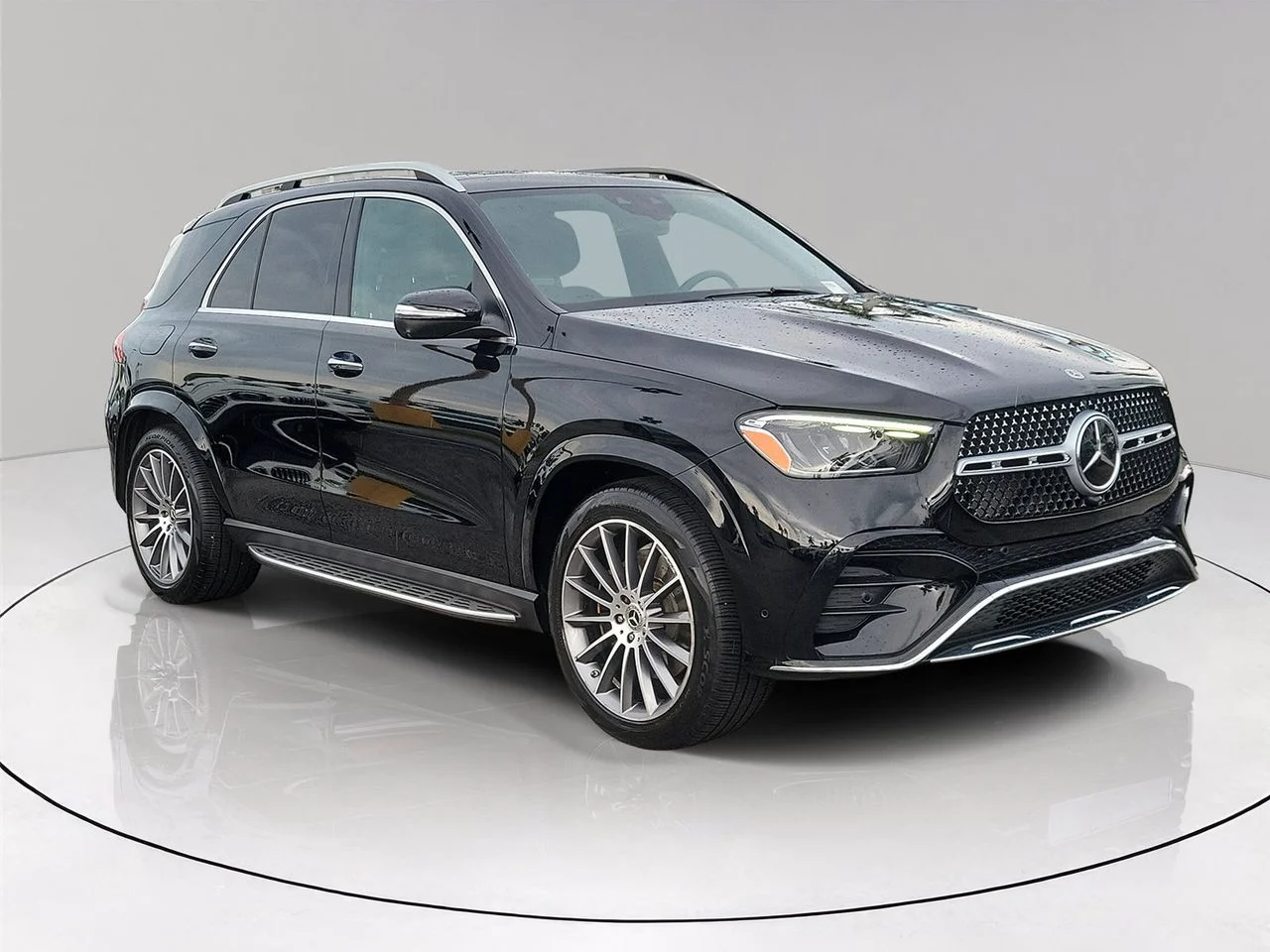 Certified Used 2024 Black Mercedes-Benz GLE 450 image 3
