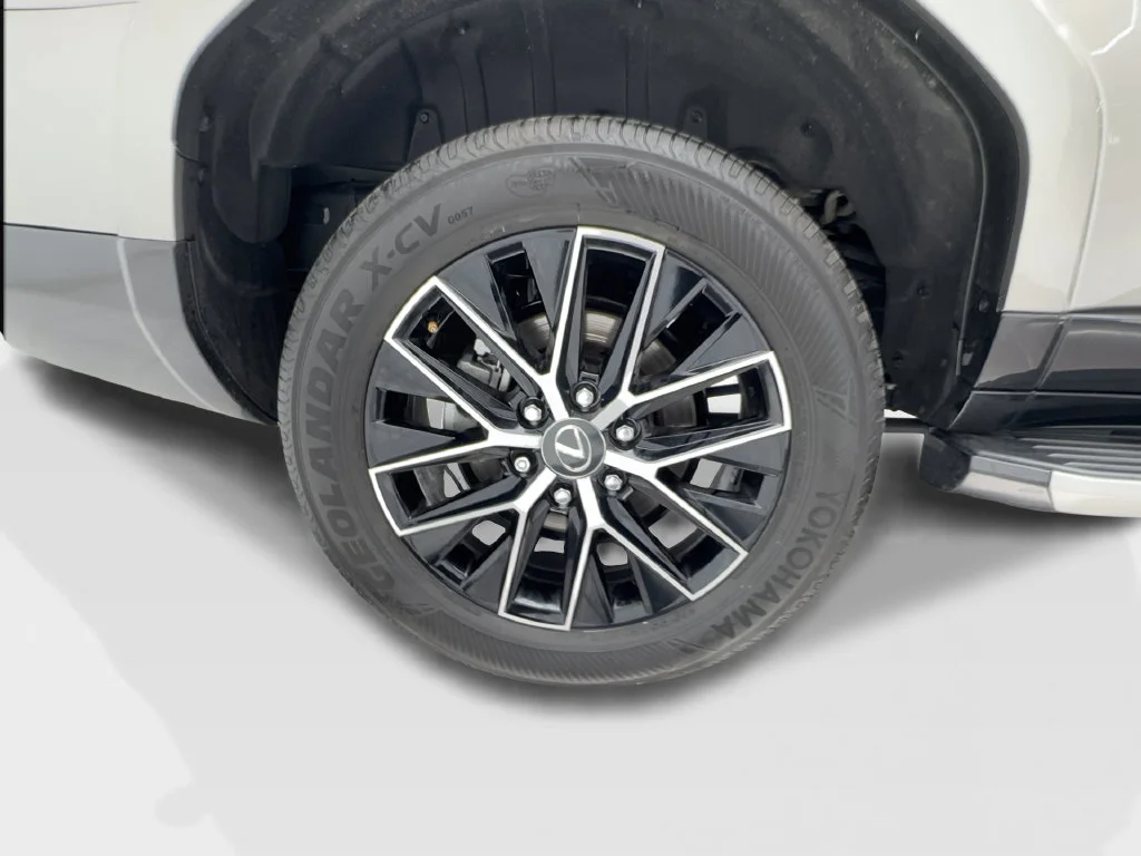 Used 2024 Silver Lexus 550 Premium+ image 16