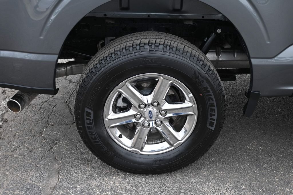 Used 2025 Gray Ford XLT image 16