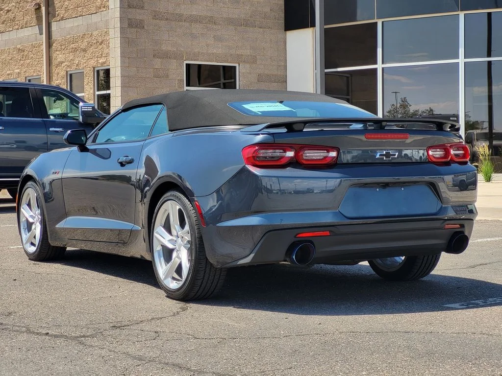 Used 2023 Shadow Gray Metallic Chevrolet LT1 image 5