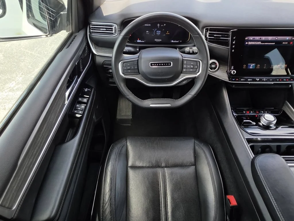 Used 2023 White Jeep Series II image 19