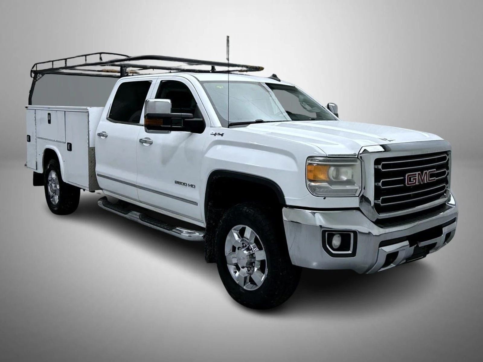 Used 2016 White GMC SLT image 3
