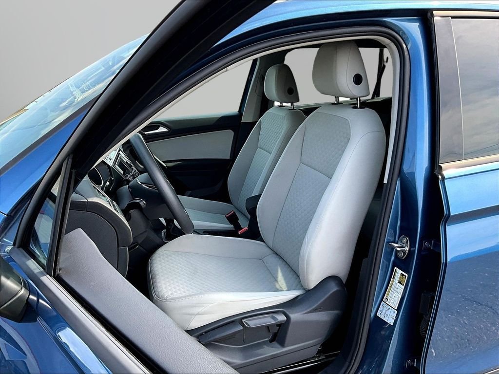 Used 2019 Blue Volkswagen 2.0T S image 23