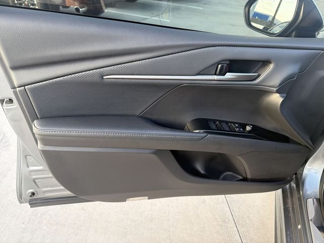 2025 Toyota Camry XSE - Photo 9