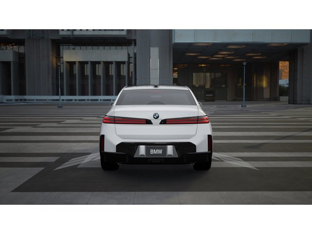 New 2027 Mineral White Metallic BMW 740i xDrive image 5