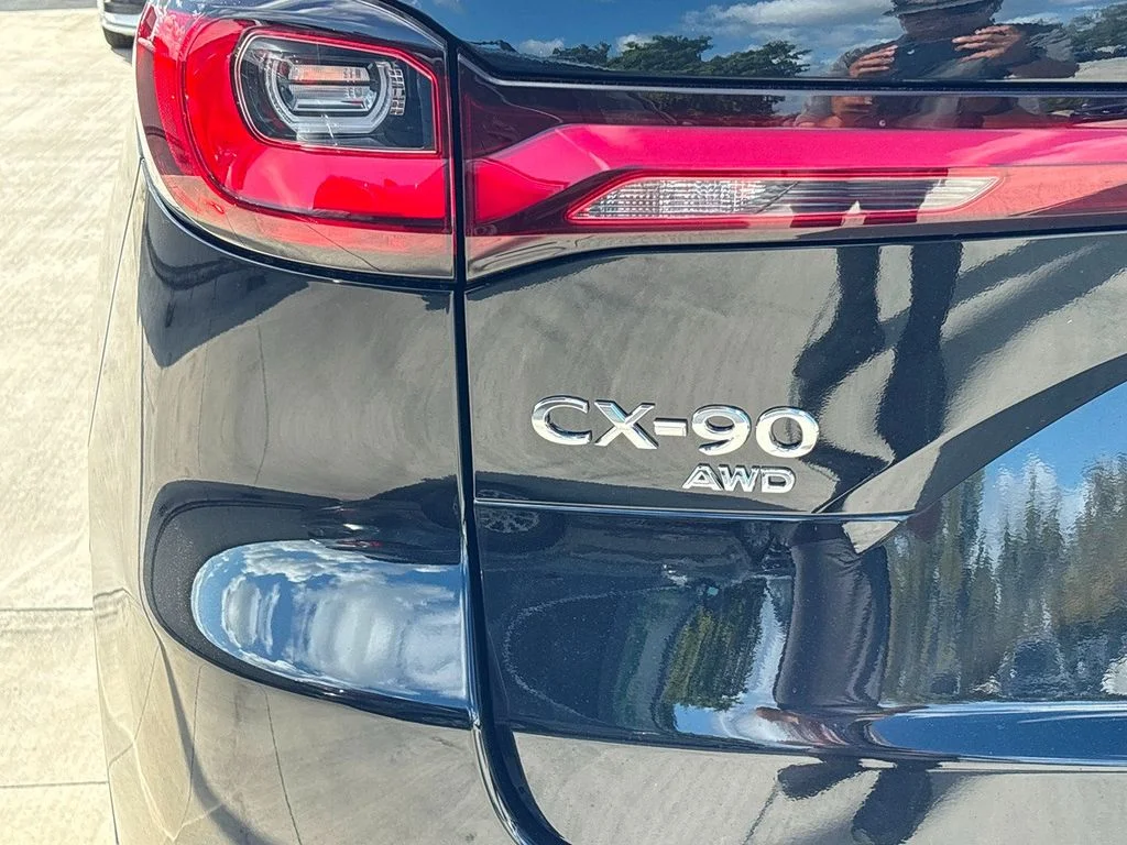 New 2026 Black Mazda 3.3 Turbo Select image 5