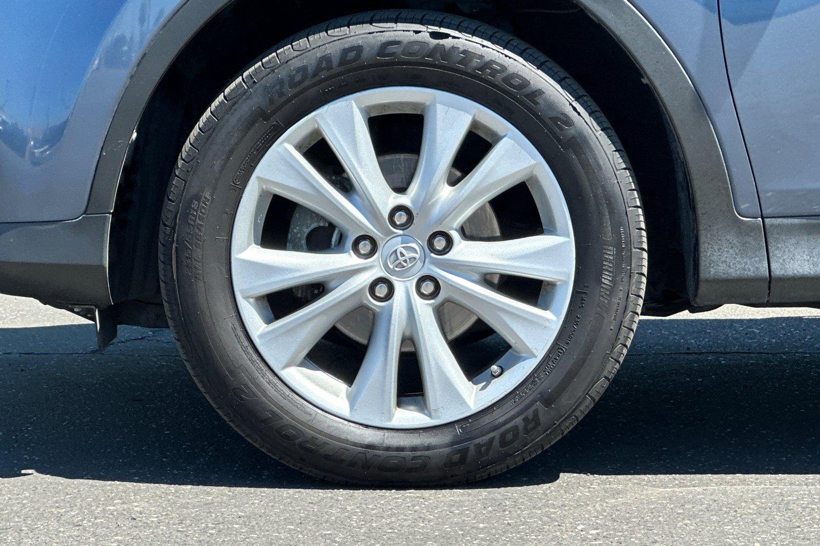 Used 2013 Shoreline Blue Pearl Toyota Limited image 25