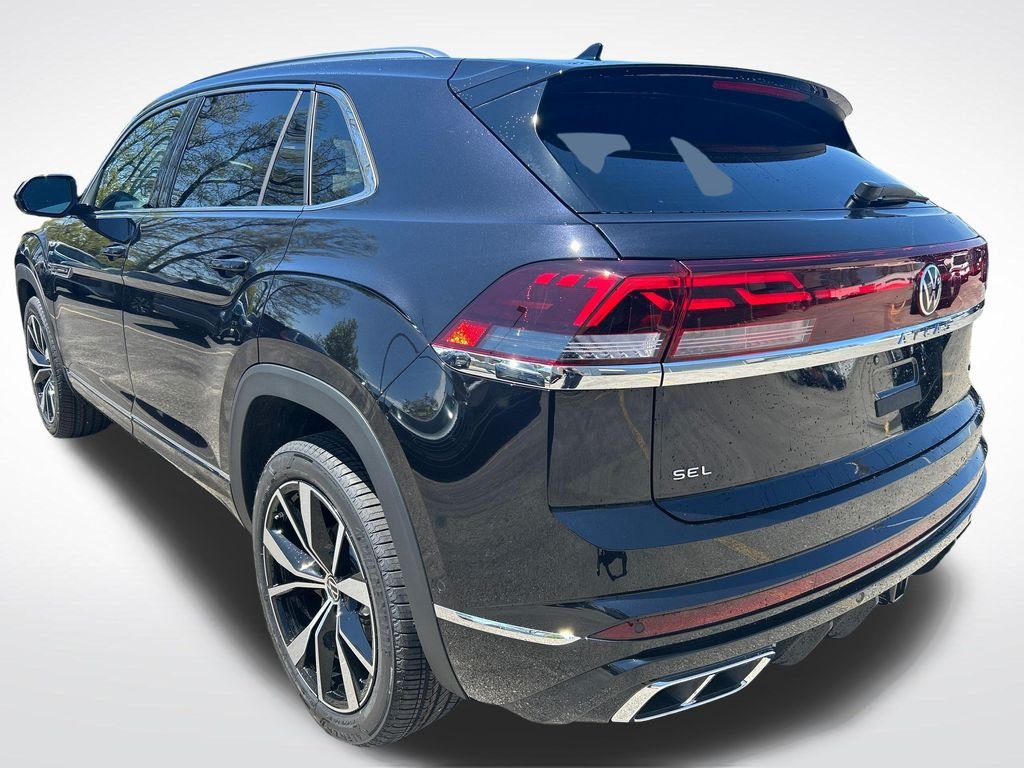 New 2026 Volkswagen Atlas Cross Sport 2.0T SEL Premium R-Line 4D